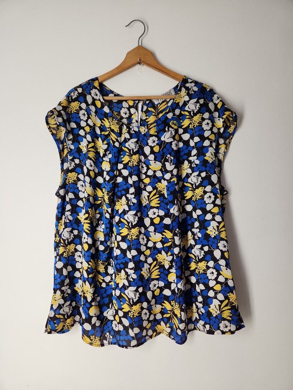 Kasper Lapis Multicolored Sleeveless Top